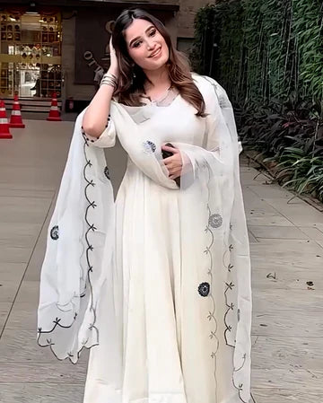 Rasha Thadani