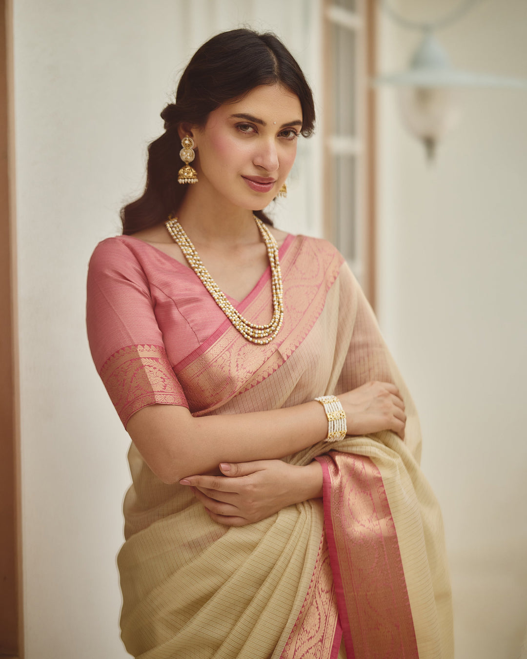 Keeni Beige Pink Doria Zari Border Saree
