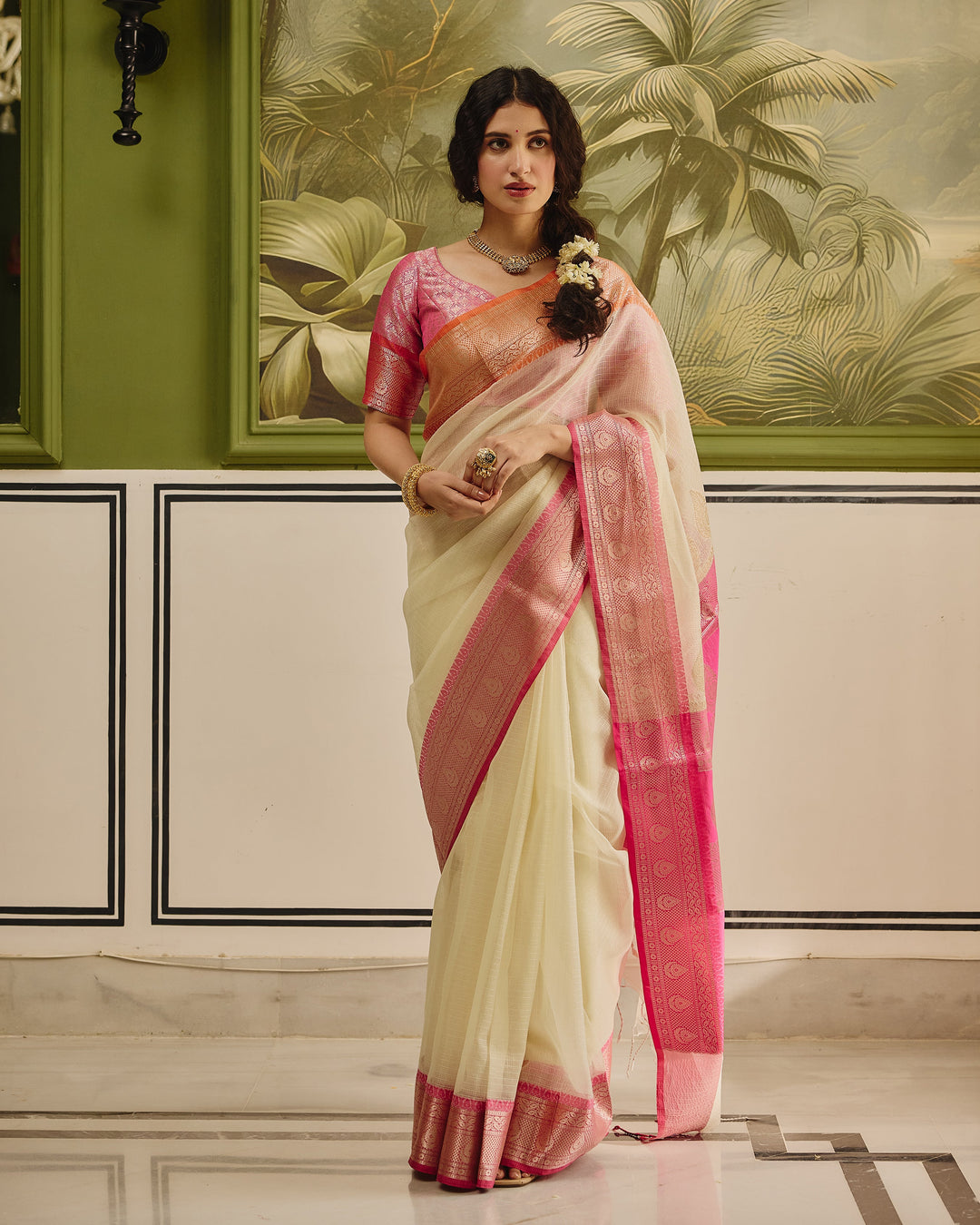 Tana White Pink Doria Butta Border Saree