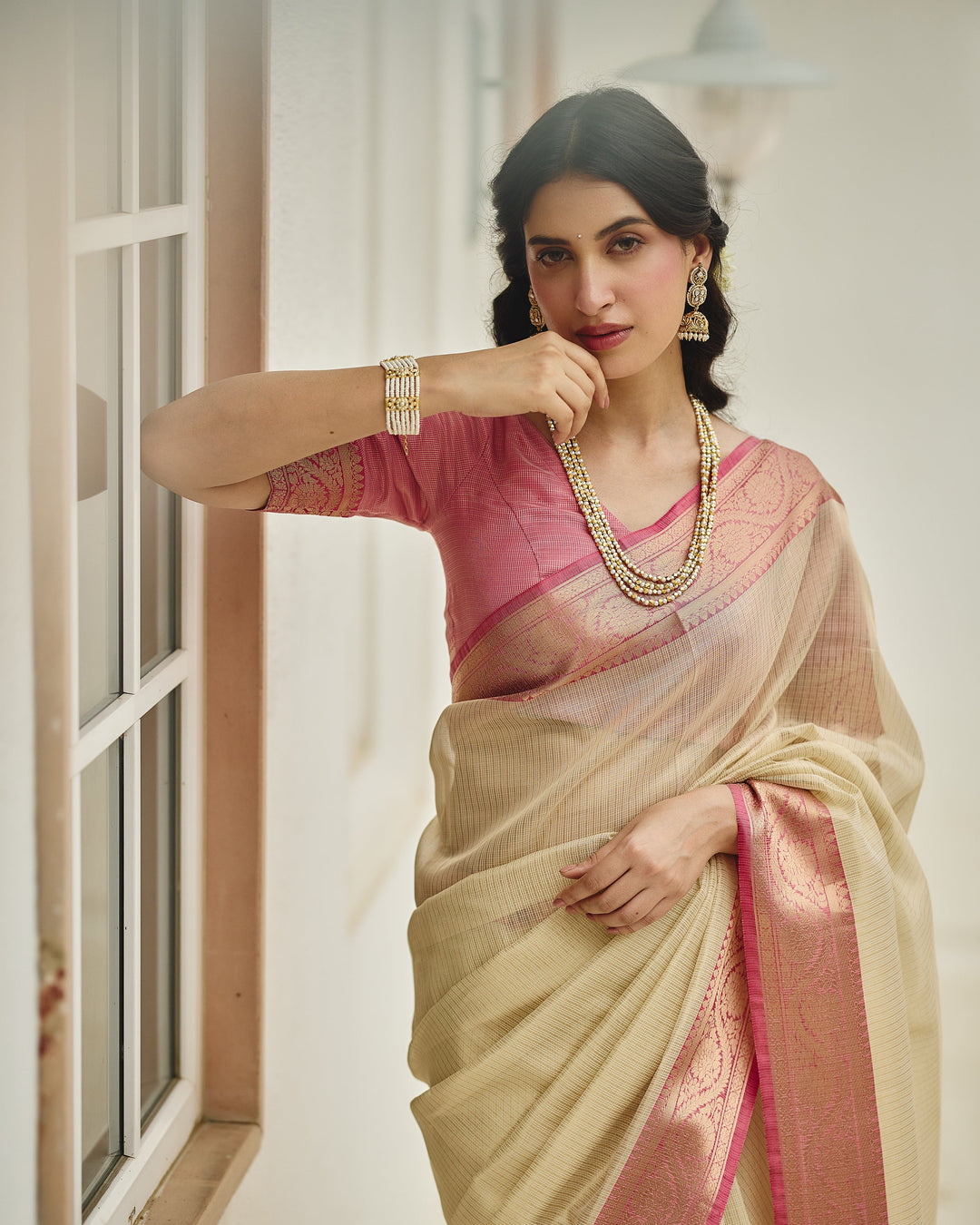 Keeni Beige Pink Doria Zari Border Saree