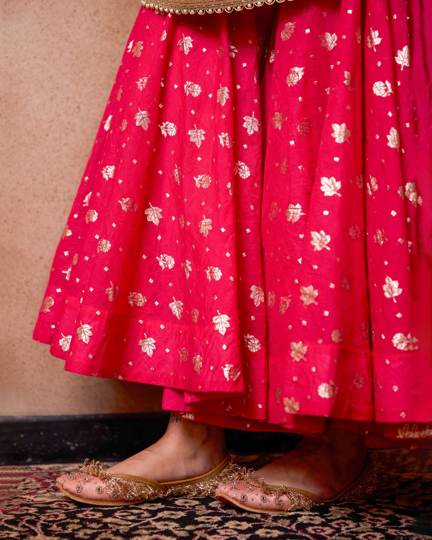 Sethi Peach Handcrafted Jutti