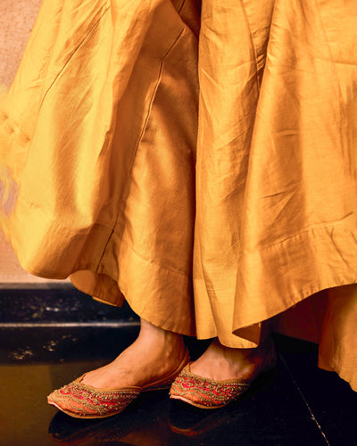 Mehfil Pink Handcrafted Jutti
