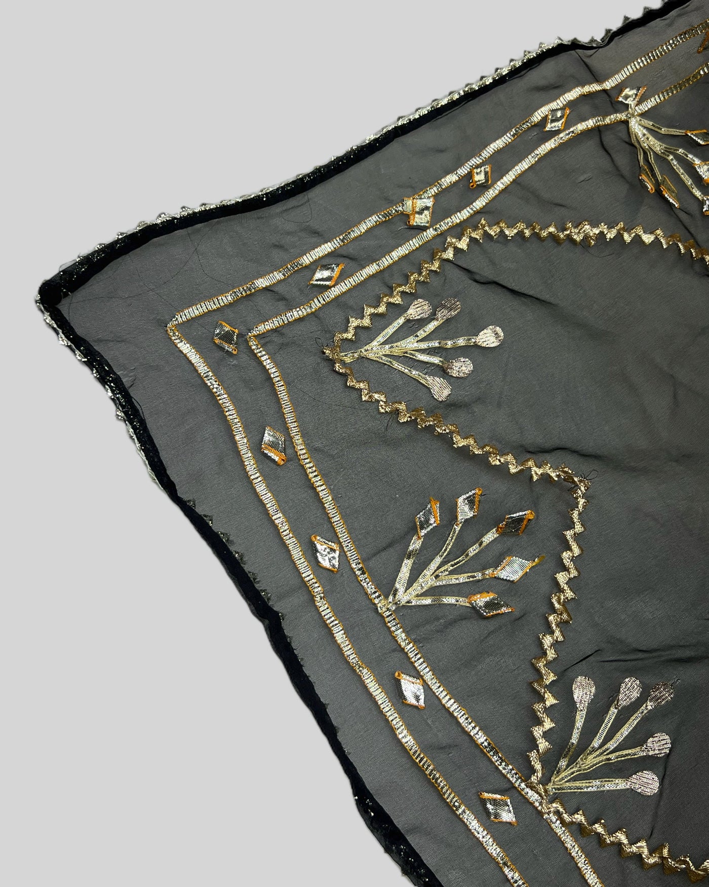 Kamya Gotapatti Cotton Suit Set