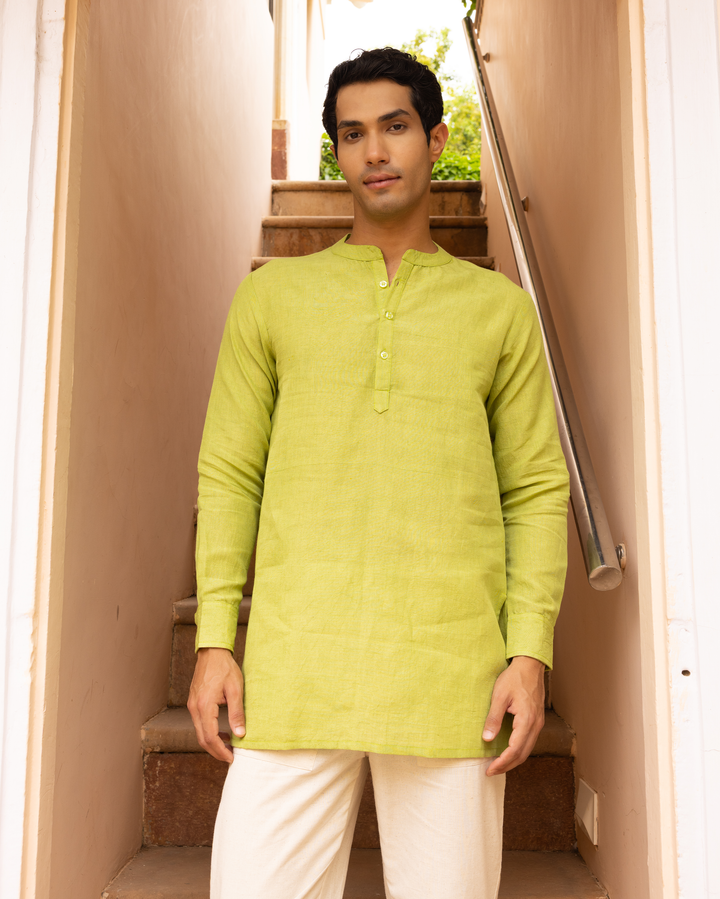 Vayun Green Solid Cotton Flex Kurta