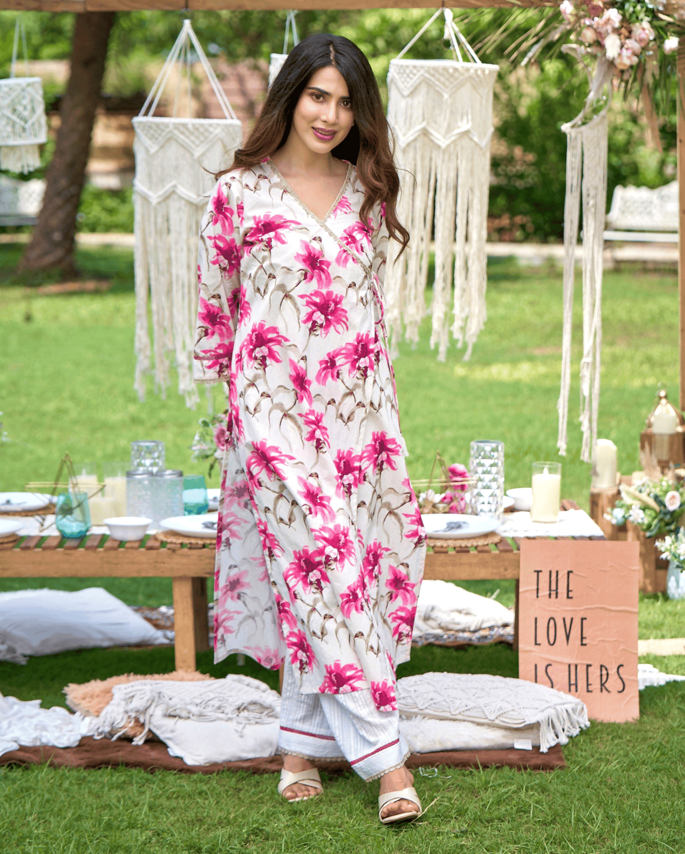 Aashvi White Printed Cotton Kurta Set
