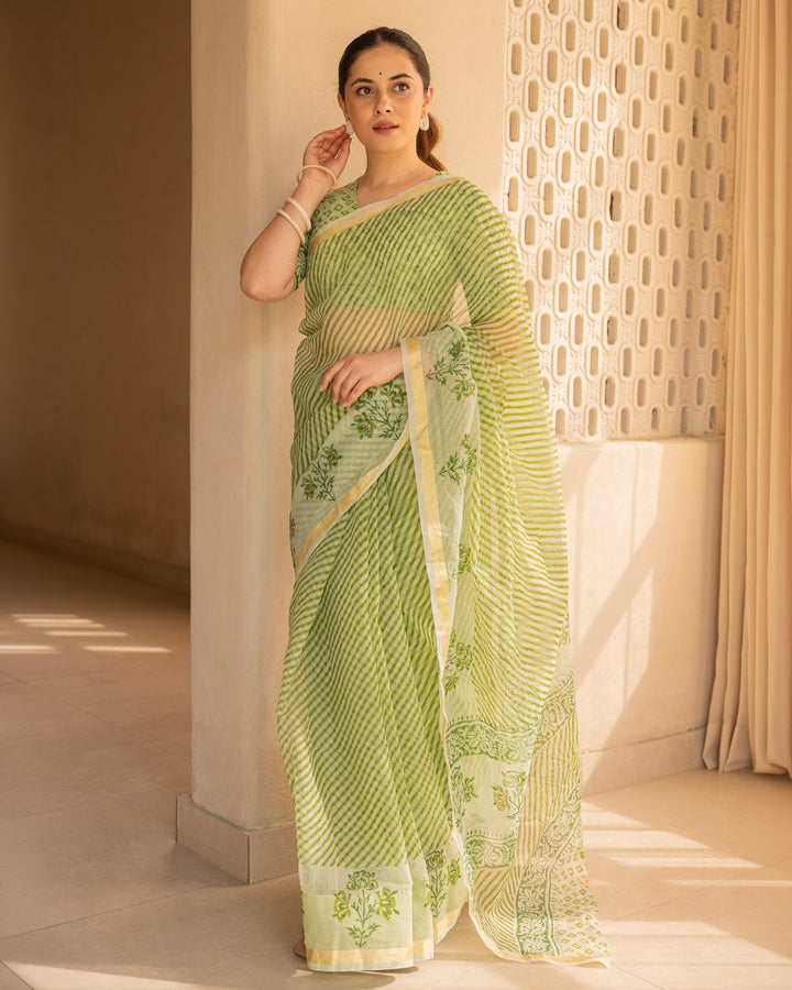 Ruhina Light Green Doria Printed Saree