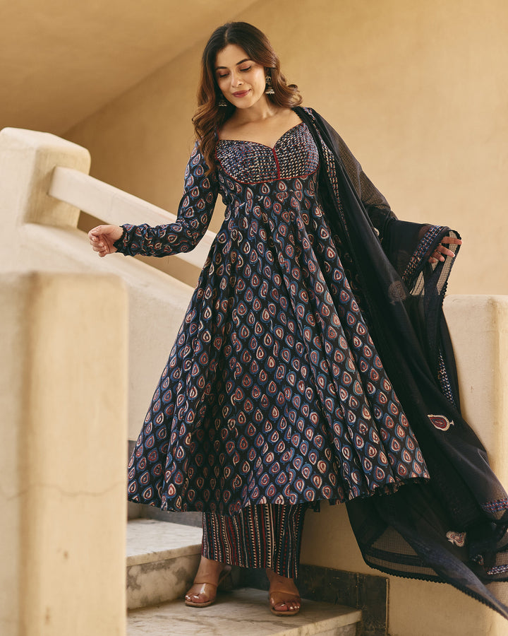 Vera Black Cotton Printed Suit Set