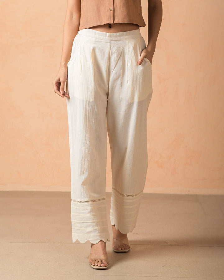 Kairi Cream Cotton Solid Pants