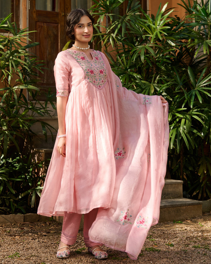 Aashna Pink Embroidered Doria Suit Set