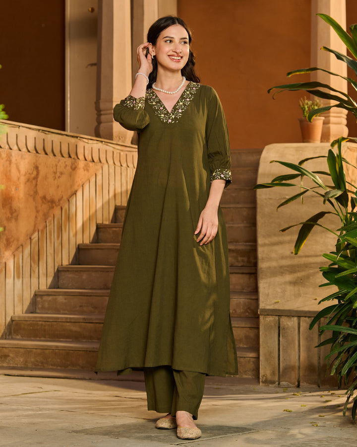 Dot Green Embroidered Cotton Kurta Set