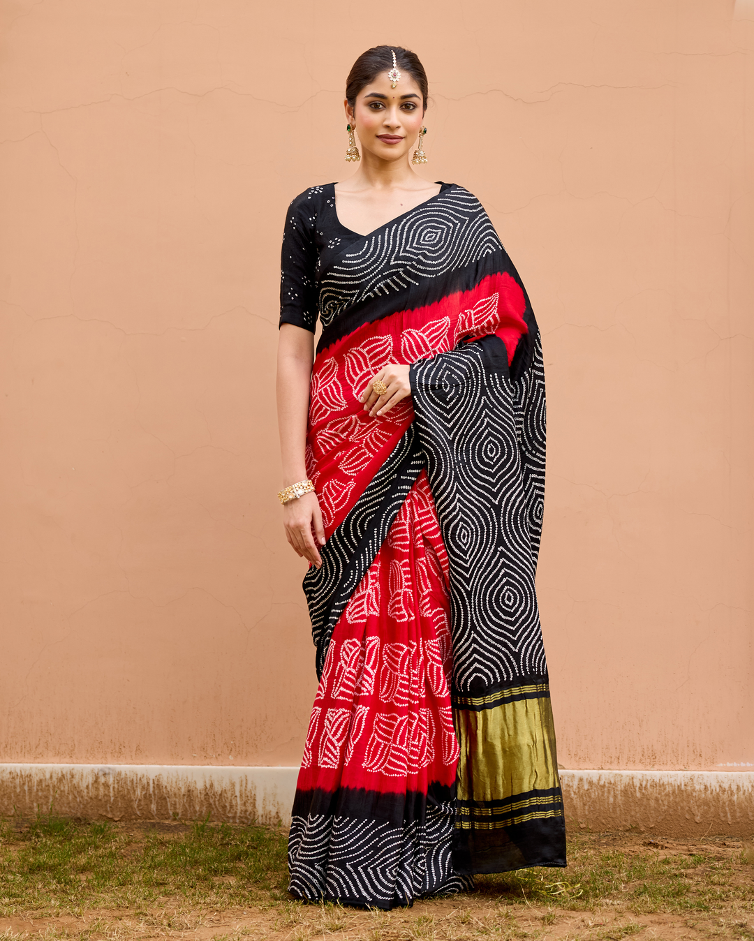 Rate Black Gajji Silk Bandhej Saree