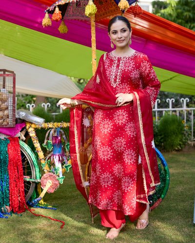 Vaidehi Maroon Bandhani Satin Suit Set