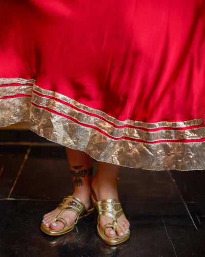 Utsav Gold Solid Kolha Flats