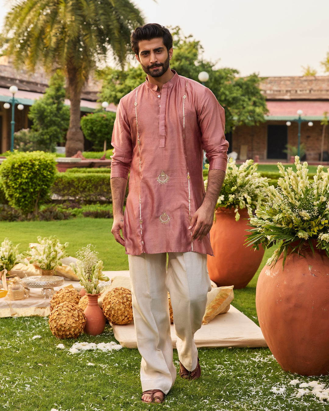 Avneesh Mauve Chanderi Embroidered Kurta