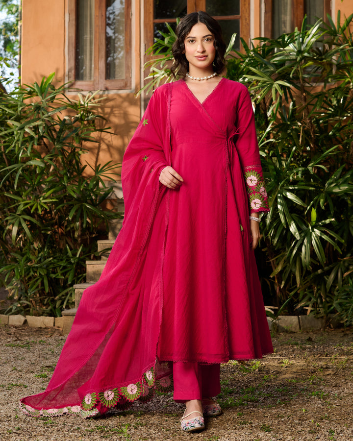 Saira Pink Embroidered Doria Suit Set