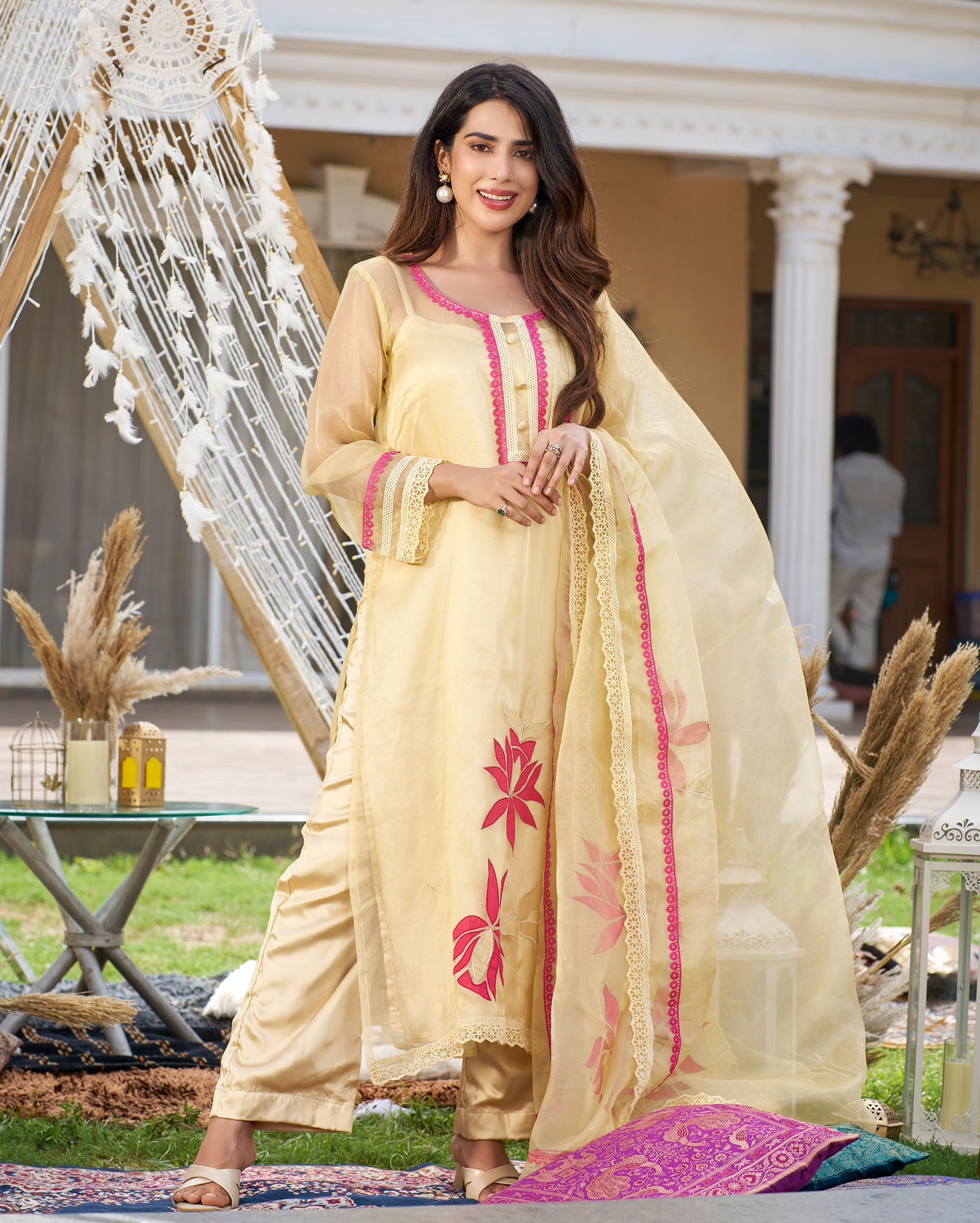 Yami Cream Applique Organza Dupatta