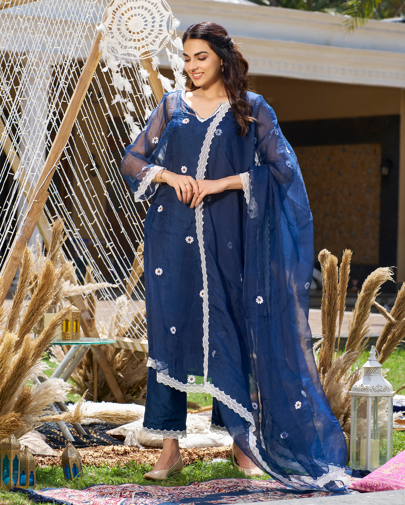 Raffia Blue Embroidered Organza Dupatta