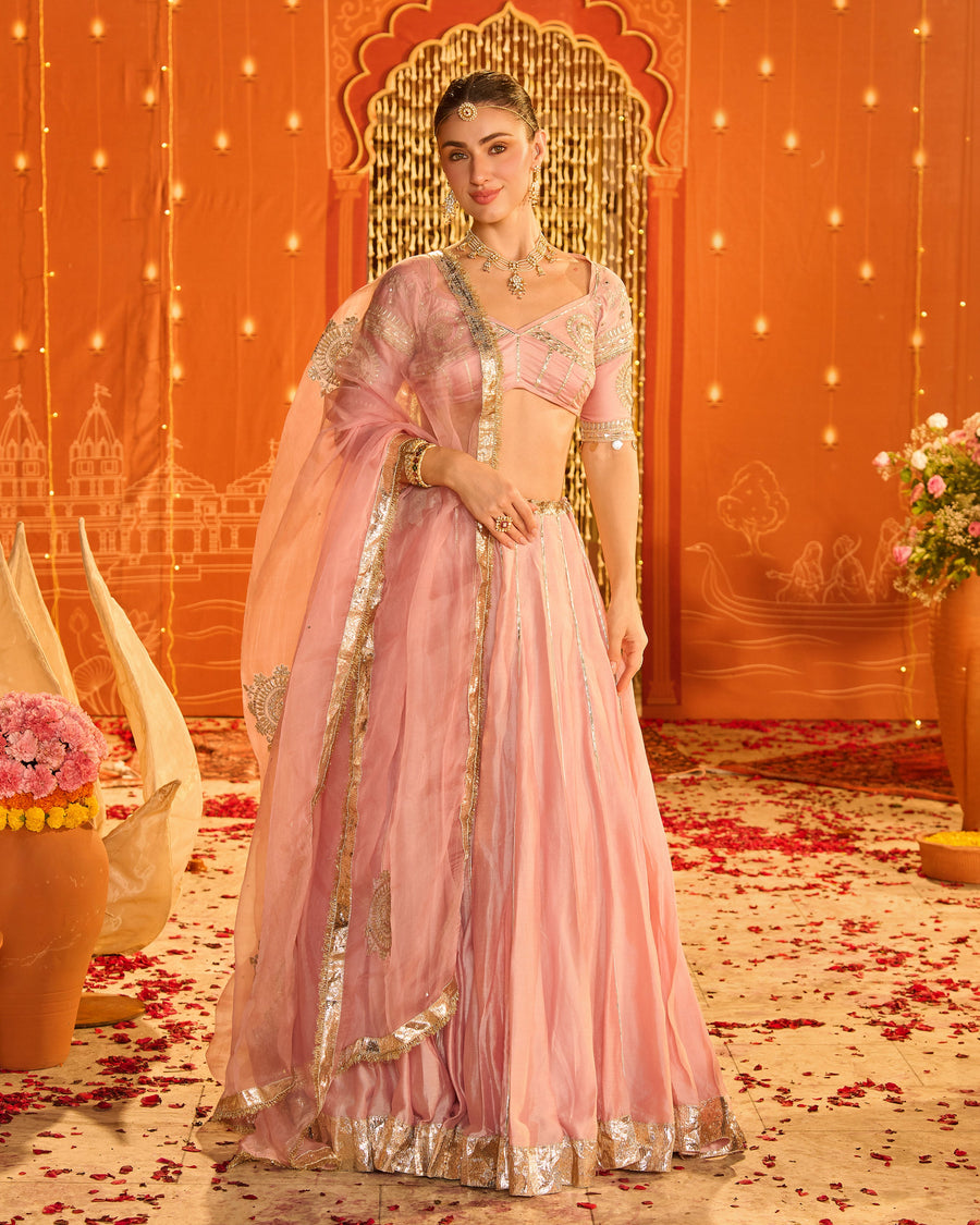 Buy New Arrivals Handblock Suit Set Online - Aachho
