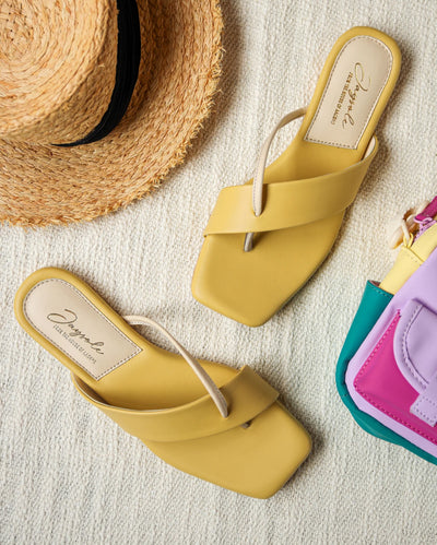 Cornsilk Crisscross Flats