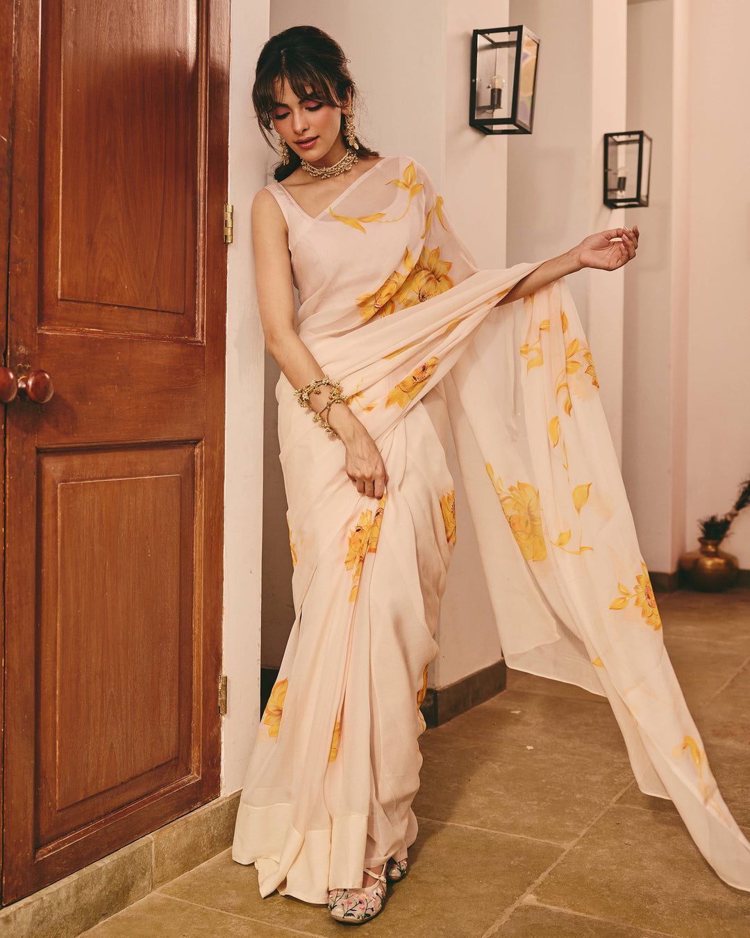 Raagi Cream Handpainted Chiffon Saree
