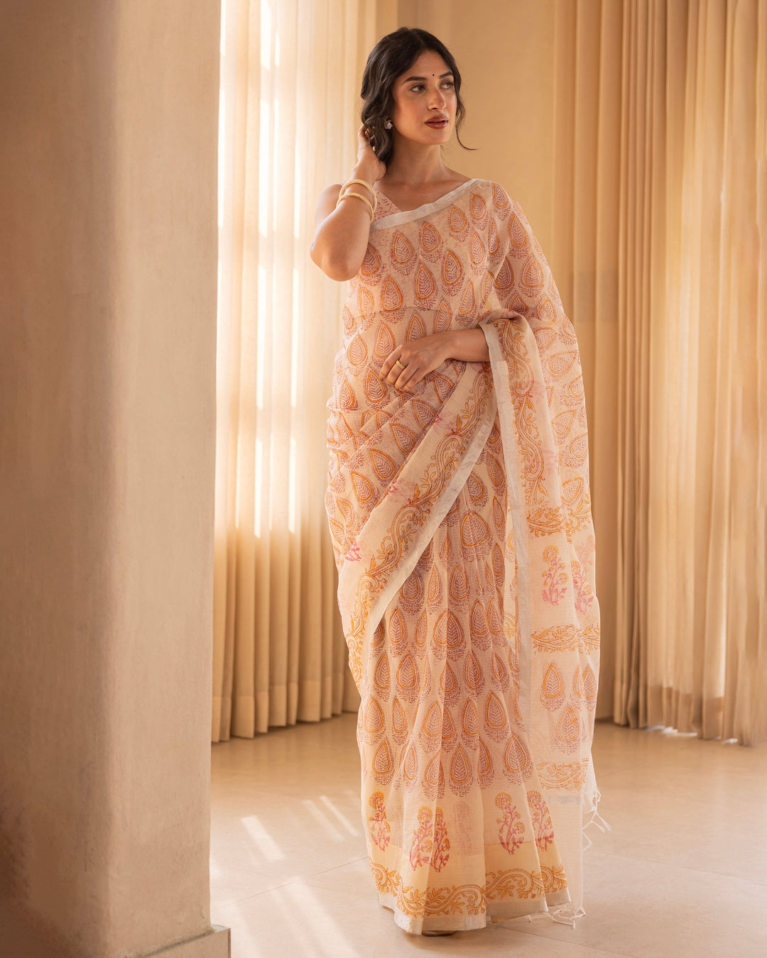 Mishri Cream Doria Printed Saree