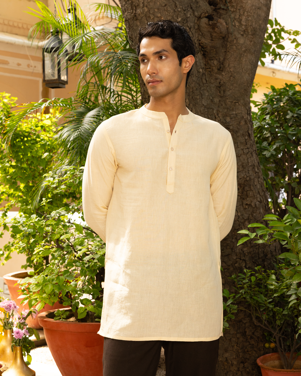Vaan Cream Solid Cotton Flex Kurta