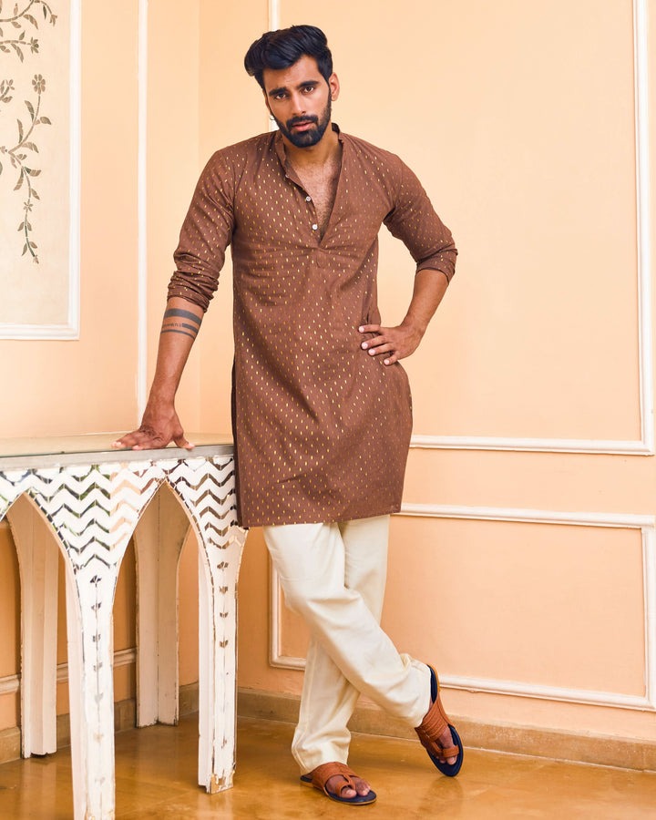 Anshumaan Brown Knitted Lurex Kurta