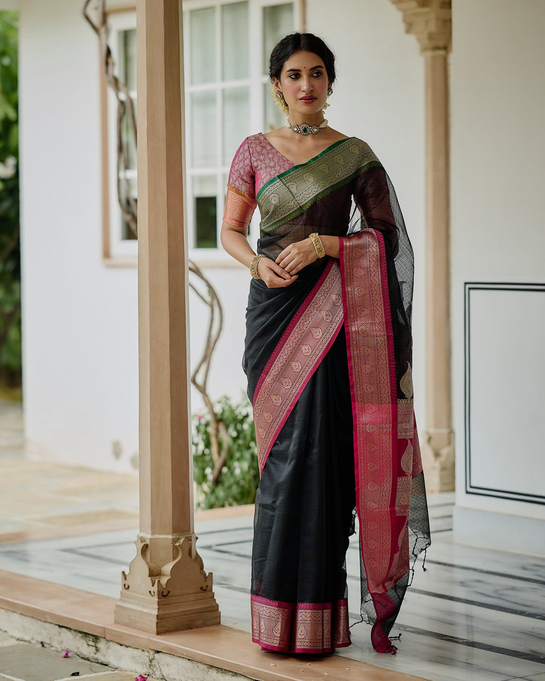Vaibhav Black Pink Doria Butta Border Saree