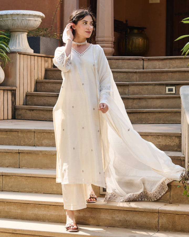 Sera Off White Embroidered Chanderi Suit Set