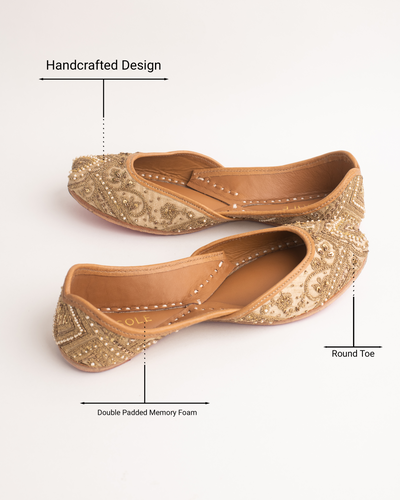 Mehru Beige Handcrafted Jutti