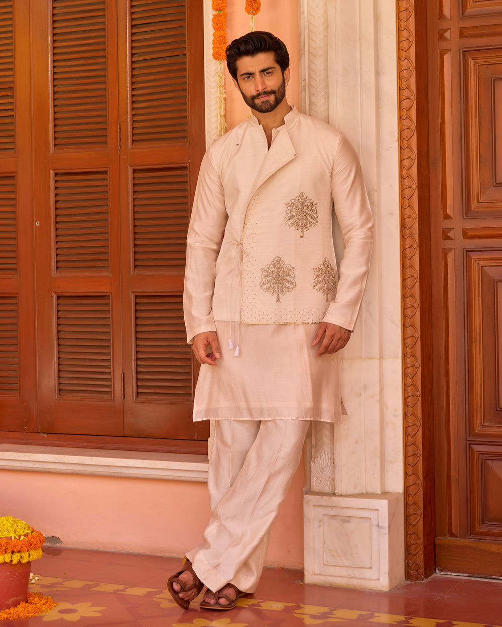 Geet Off-White Chanderi Embroidered Jacket And Kurta Set