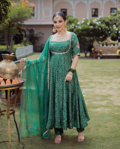 Veer Dark Green Bandhani Nylon Organza Dupatta