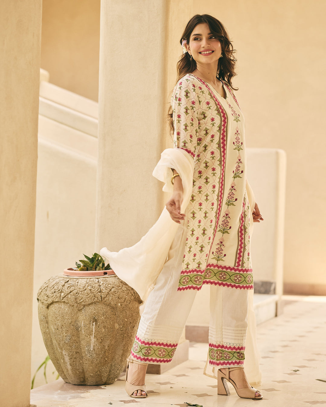 Kaisan Beige Cotton Printed Suit Set