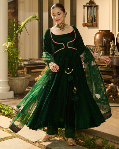 Bhavani Green Solid Velvet Suit Set
