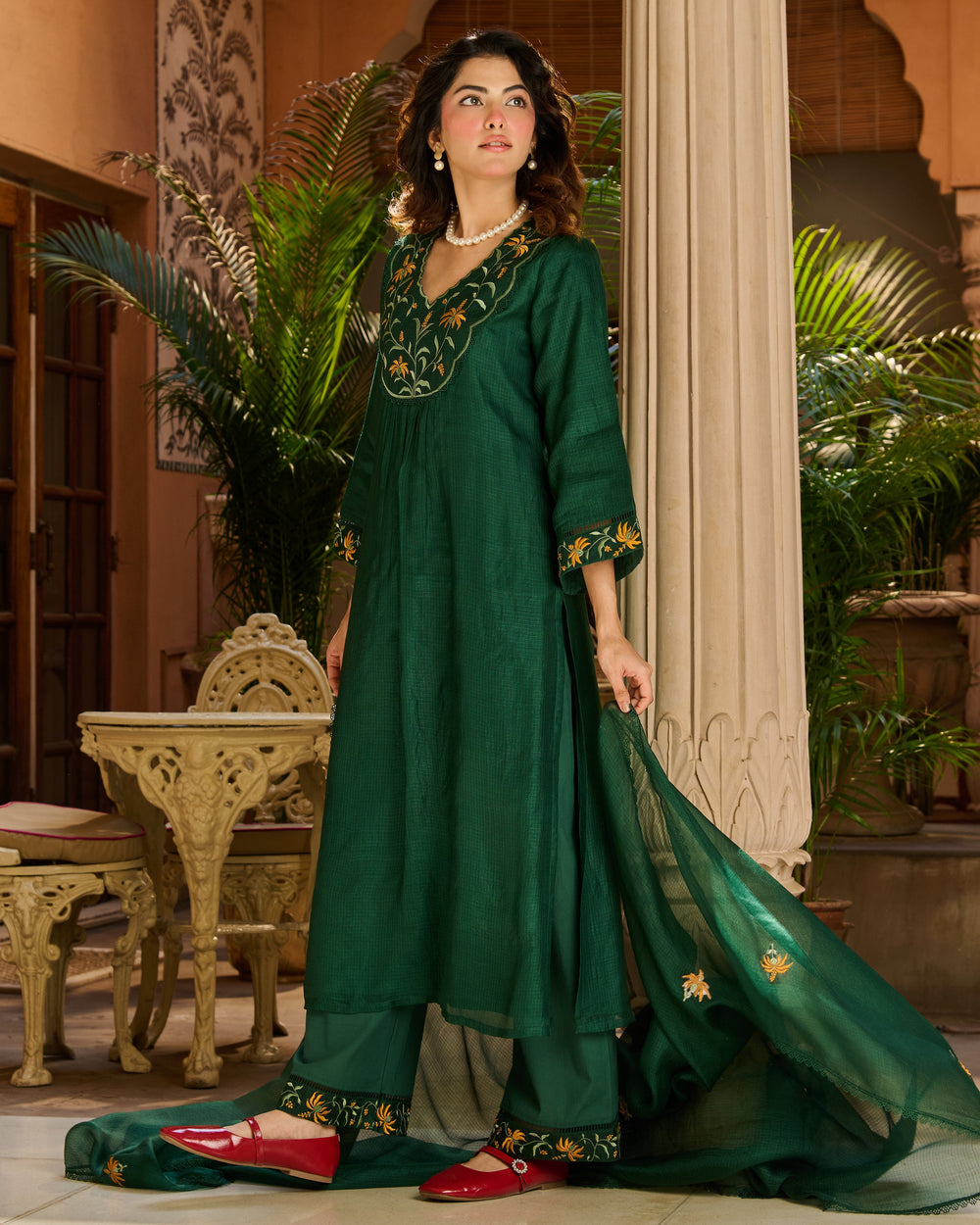 Vanya Green Embroidered Doria Suit Set