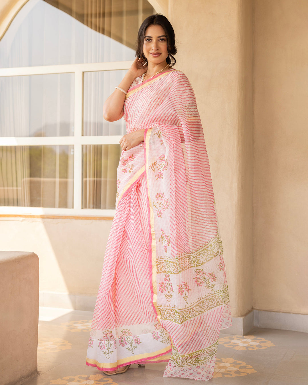 Suhana Pink Doria Printed Saree