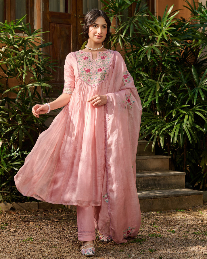 Aashna Pink Embroidered Doria Suit Set
