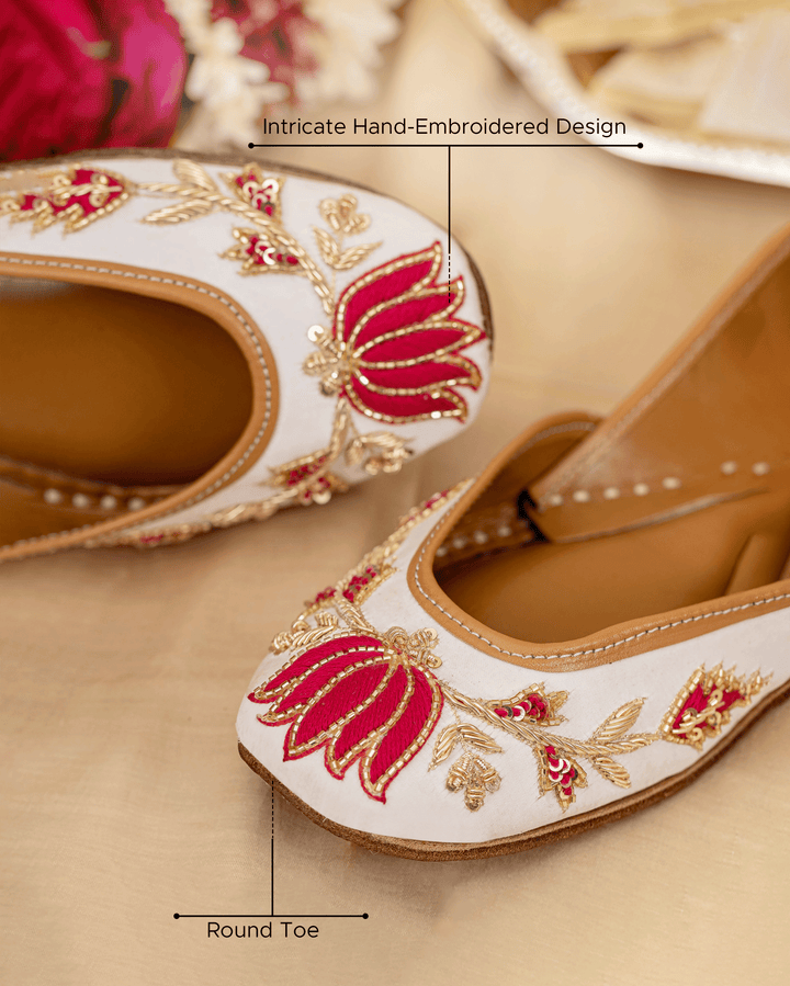 Brink Pink Handcrafted Jutti