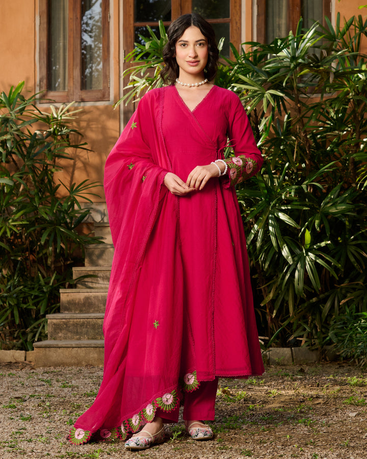 Saira Pink Embroidered Doria Suit Set
