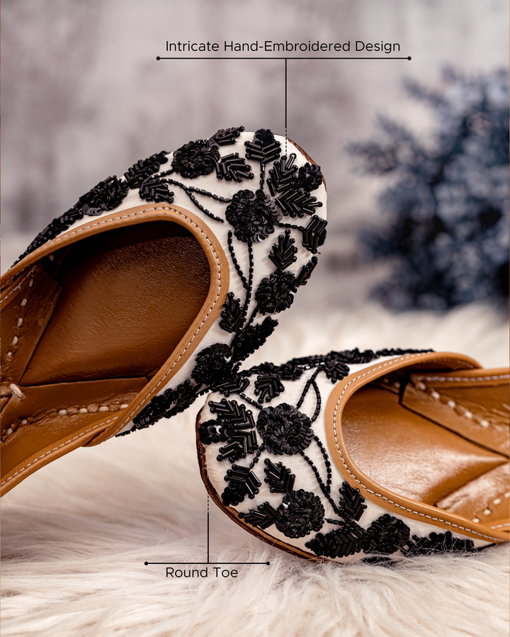 Blackberry Handcrafted Jutti