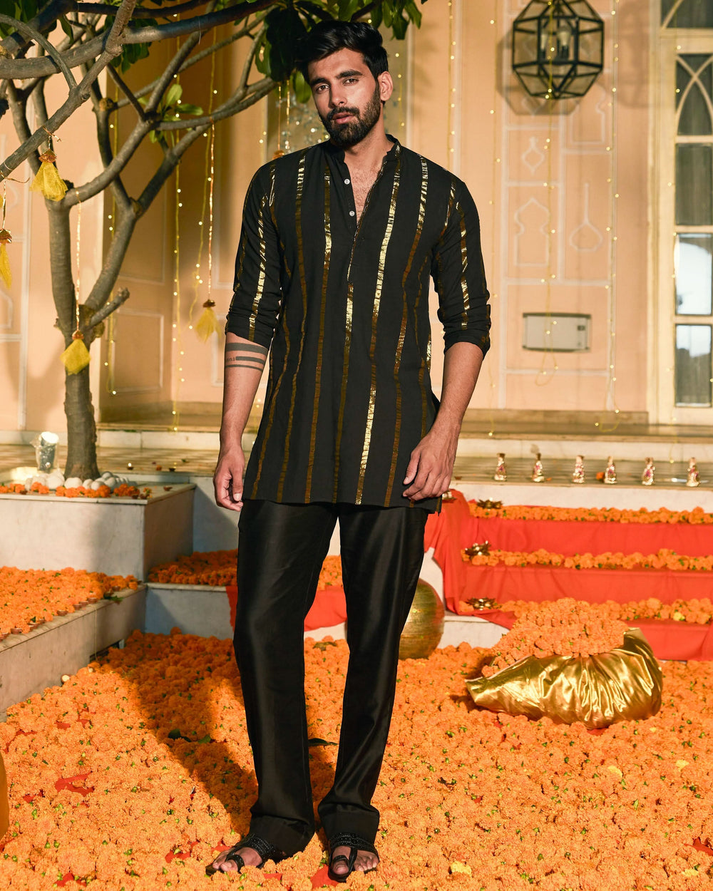Veeraj Black Knitted Lurex Kurta