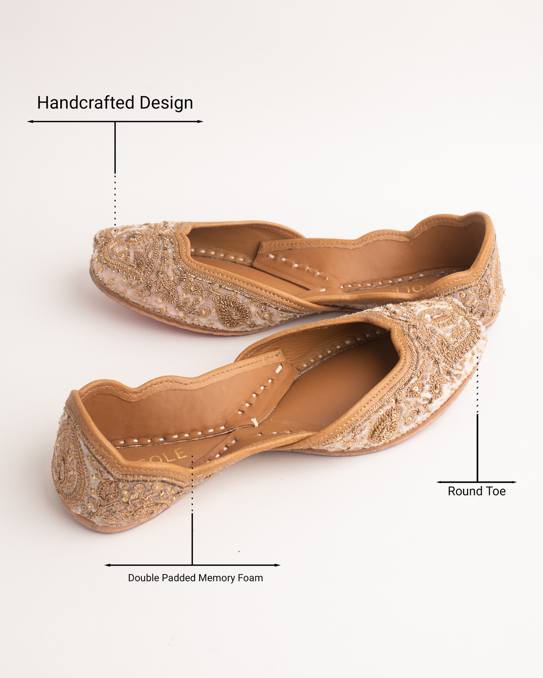 Jashn White Handcrafted Jutti