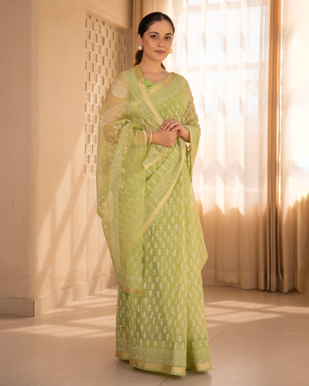 Iraaya Green Doria Printed Saree