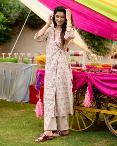 Neeti Beige Bandhani Cotton Kurta Set