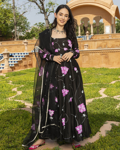 Neea Handpainted Cotton Silk Suit Set