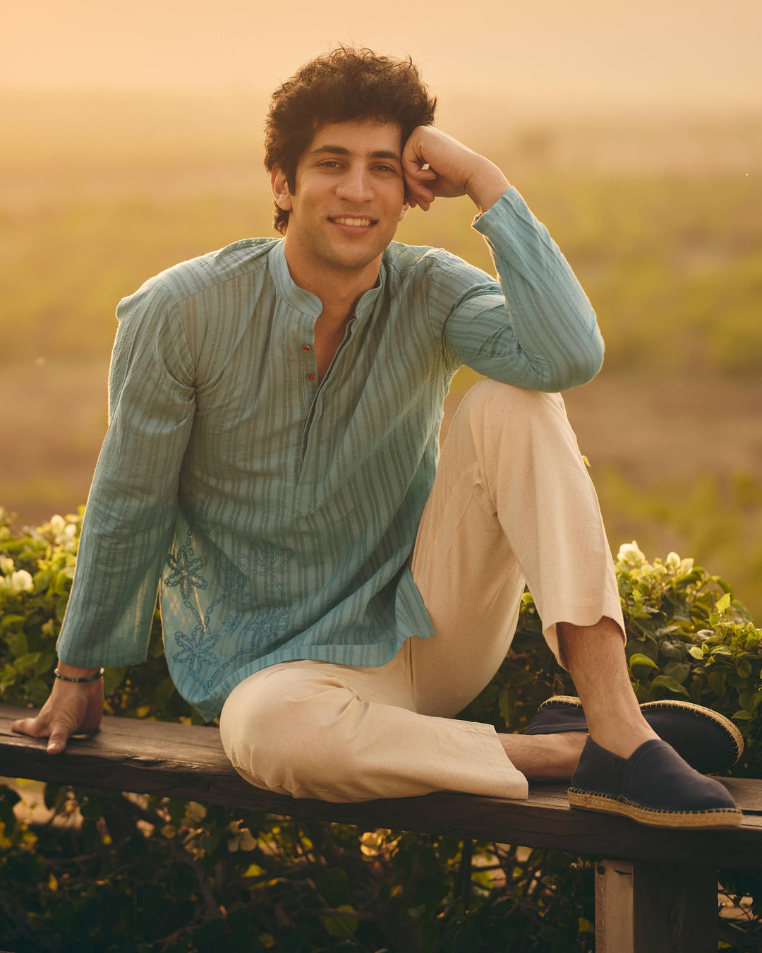 Beno Blue Cotton Dobby Embroidered Shirt