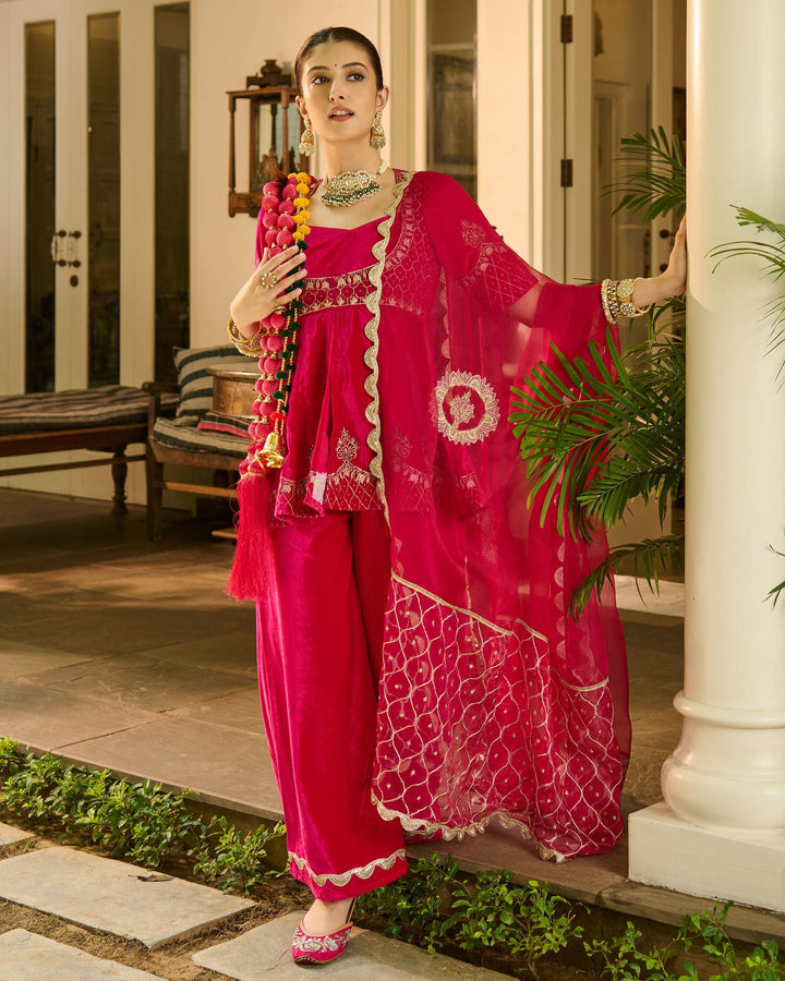 Kyro Pink Embroidered Velvet Suit Set