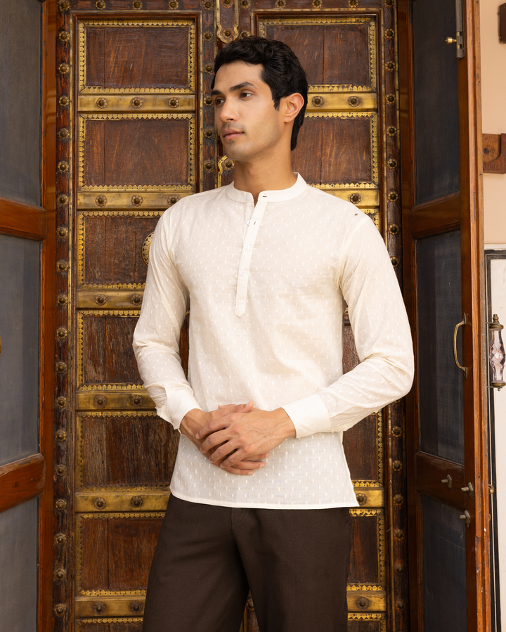 Yug Off White Solid Dobby Kurta