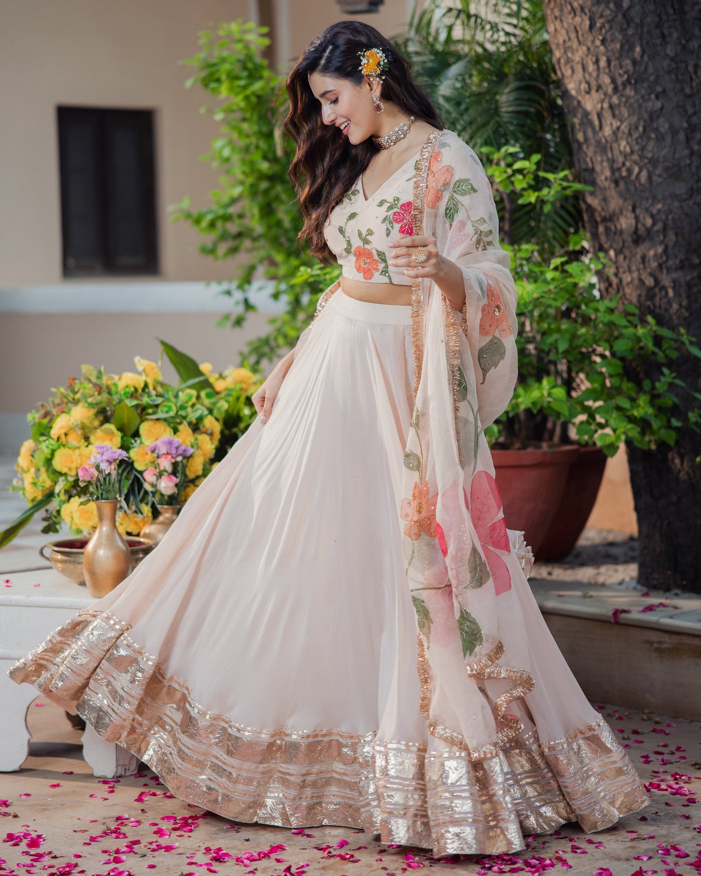 Gulzar Ivory Handpainted Viscose Organza Lehenga Set