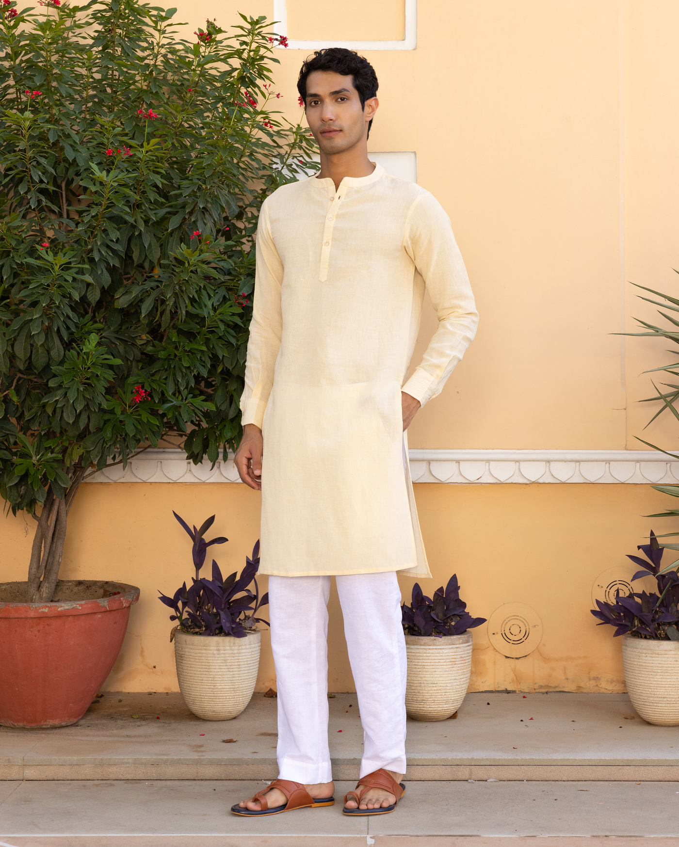 Vyan Cream Solid Linen Kurta